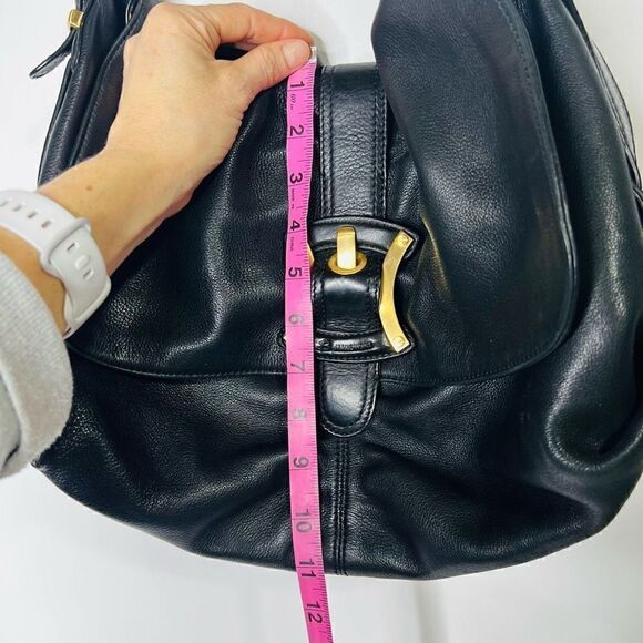 B. Makowsky Women's Black 100% Genuine Leather Hobo Shoulder Bag - Picture 13 of 16